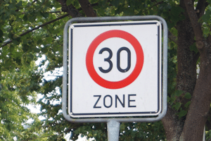 Was droht, wenn Sie in einer 30er-Zone geblitzt wurden?