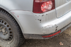 Vandalismus am Auto: Schutz vor Vandalismusschäden