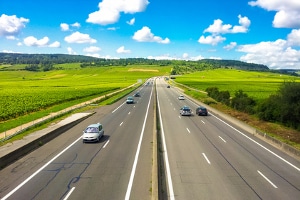 Autobahn in Rumänien: Hier ist eine elektronische Vignette erforderlich. 