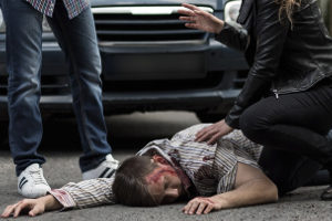 Ein Beckenbruch kann Schmerzensgeld begründen, wenn Sie in einen Unfall gerieten.