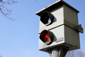 Blitzer in der Schweiz: Auch hier müssen sich Fahrer an Geschwindigkeitsbegrenzungen halten.