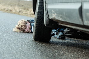 Fahrerflucht: Ersttäter begehen sie häufig unbewusst oder aus einer Schockreaktion heraus.