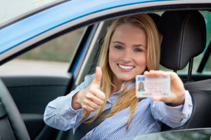 Den Führerschein einmal zu vergessen ist auch in der Probezeit eher eine Bagatelle.