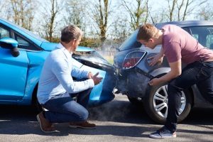 Führerscheinentzug nach Unfall: gilt auch bei Fehlverhalten als Unfallursache.