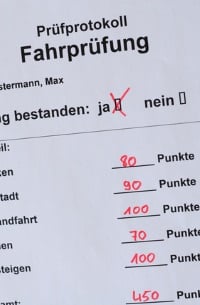 Zu den neuen Führerschein­klassen gehört der T-Führerschein.