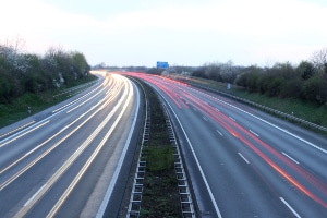 Gibt es eine Höchstgeschwindigkeit auf der Deutschen Autobahn?