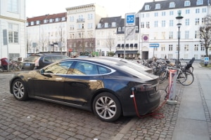 Die Kfz-Steuer kann im Vergleich gering ausfallen, wenn Sie sich für ein sauberes und leichtes Auto entscheiden.