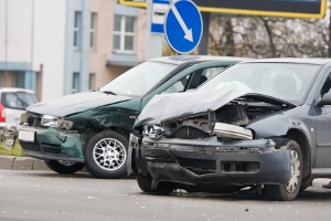 Kfz-Versicherung nicht bezahlt? Bei einem Unfall werden Ihnen die gesamten Kosten auferlegt.