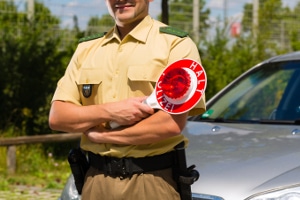 Nach der Messung mit dem Laser Patrol müssen Raser direkt im Anschluss aus dem Verkehr gezogen werden. 