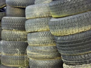 Der Lastindex gibt an, mit welchem Gewicht Sie Ihre Reifen maximal belasten dürfen.