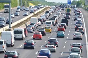 Gibt es eine Mindestgeschwindigkeit auf der Autobahn in Deutschland?