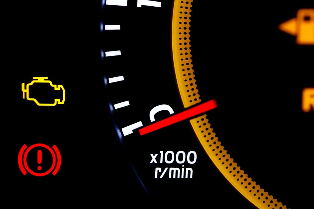 Motorkontrollleuchte Häufige Gründe für das Leuchten!