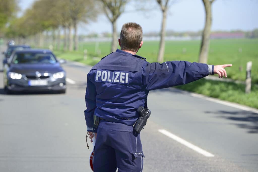 In der Regel wird der Verkehrsunterricht von der Polizei durchgeführt.