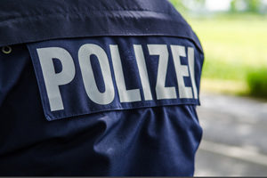 Wann ist ein Fahrtenbuch  zu führen? Für die Polizei ist dies notwendig, wenn Fahrer nicht zu identifzieren sind.